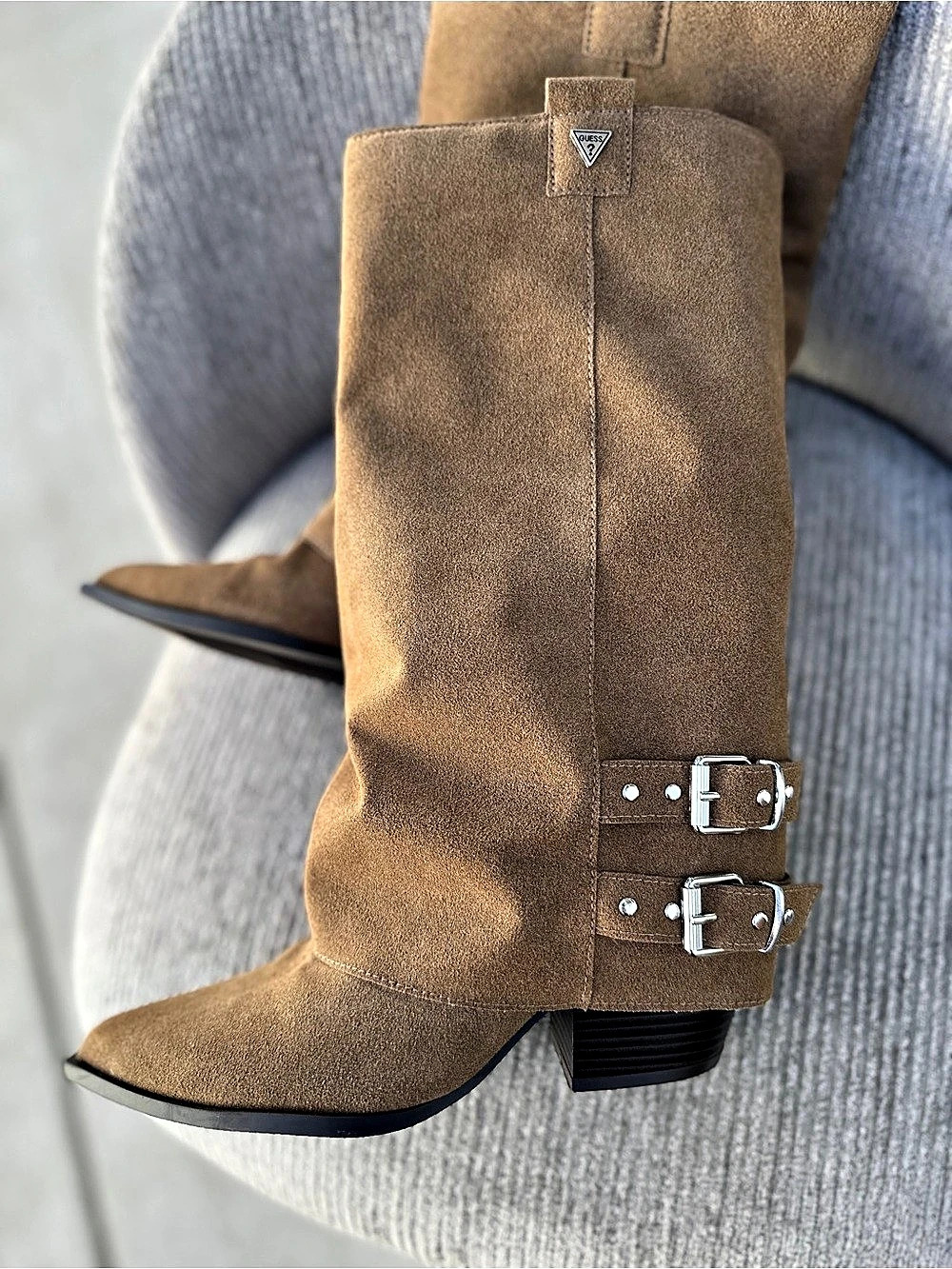 GUESS Guinna Fold Over Slouchy Suede Wedge
Boots Brown Size 8M - Picture 4 of 14